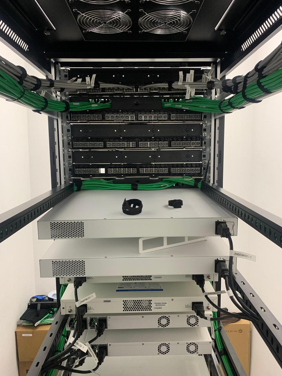 Data Center4
